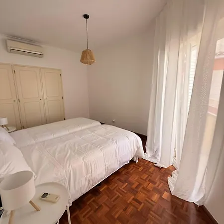 Marisol Breeze - Coastal Escape In Costa Da Caparica * Charneca (Setubal)