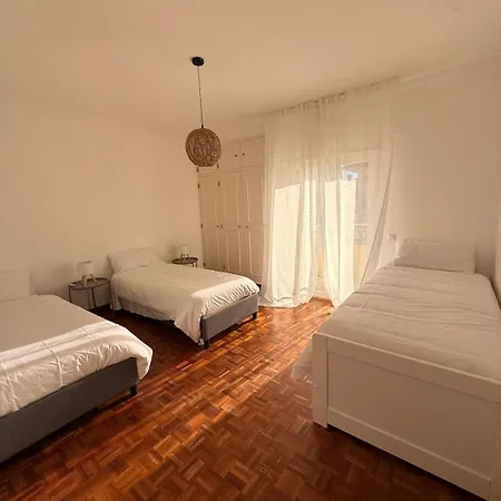 Marisol Breeze - Coastal Escape In Costa Da Caparica